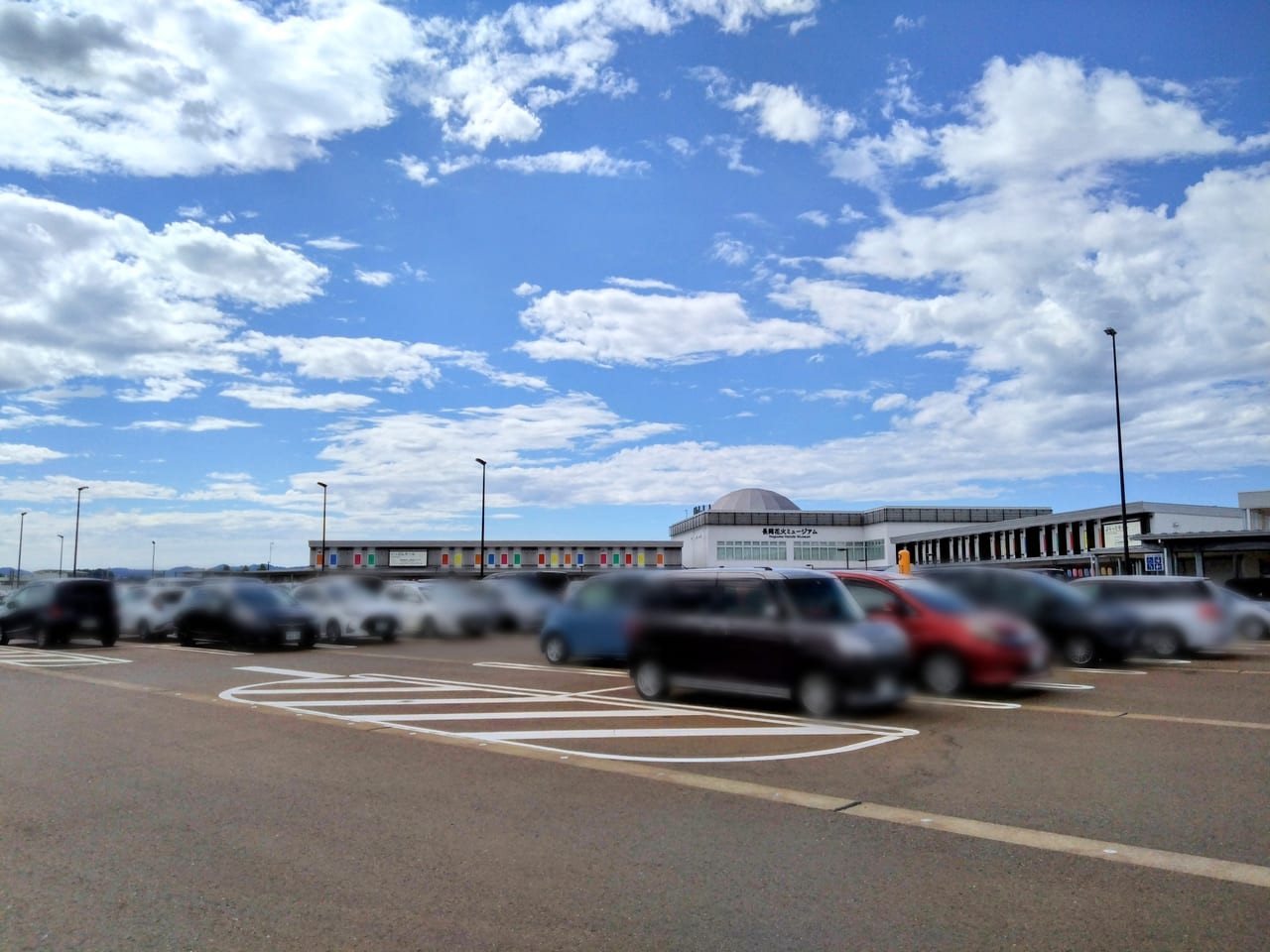 ながおか花火館駐車場1