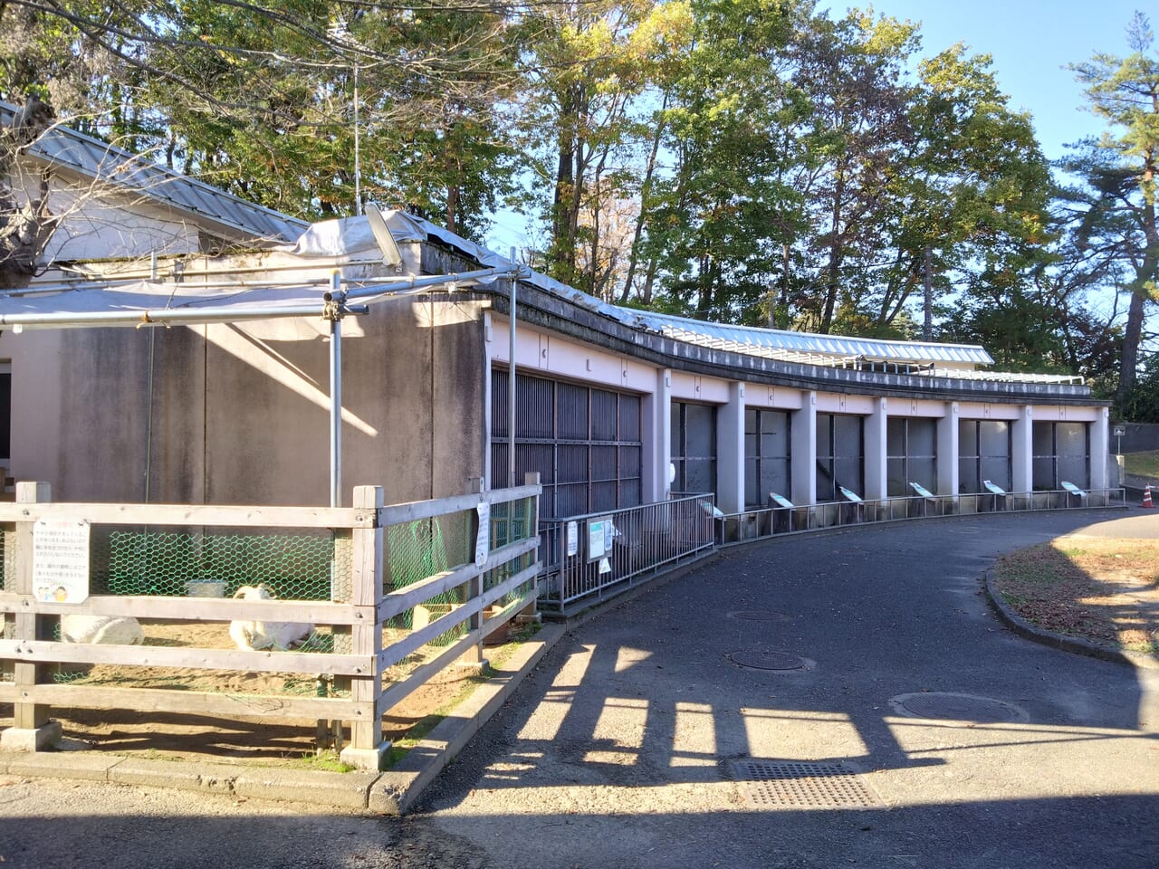 悠久山小動物園_動物小屋1