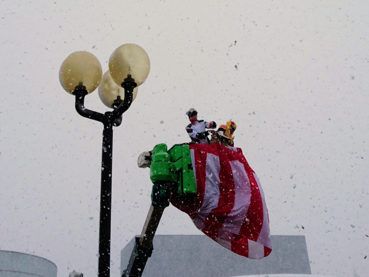 雪しか祭り2018_2餅まき